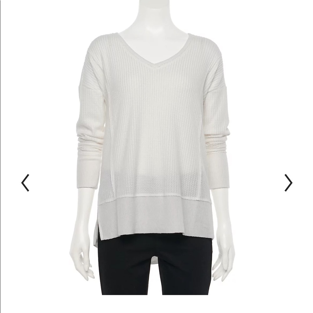 NWT SO® White Cozy Waffle Knit V- Neck Top